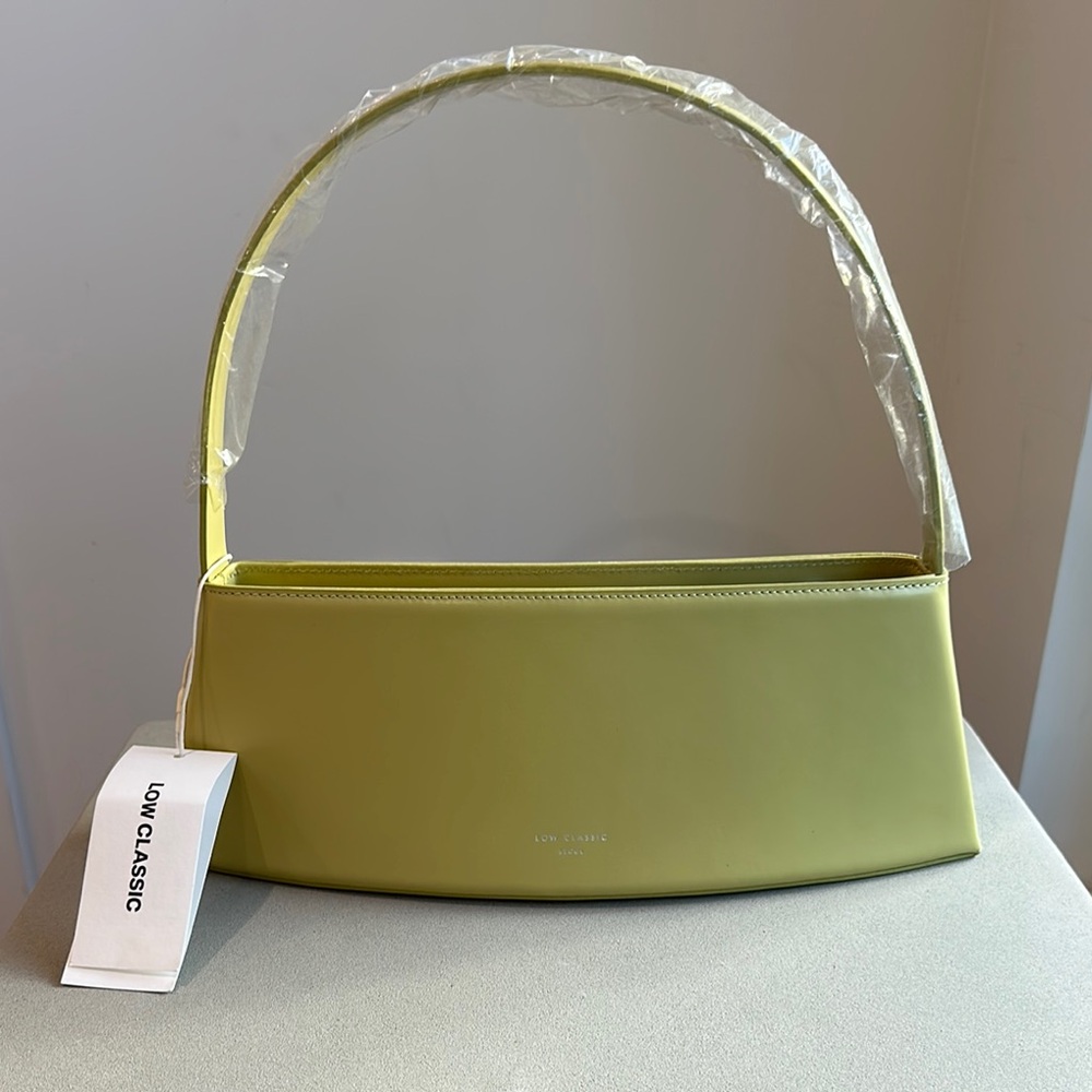 LOW CLASSIC CURVE BAG